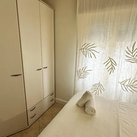 Apartment La Casa Sul Mare -viareggio- Sea View
