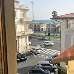 Appartement La Casa Sul Mare -viareggio- Sea View Viareggio